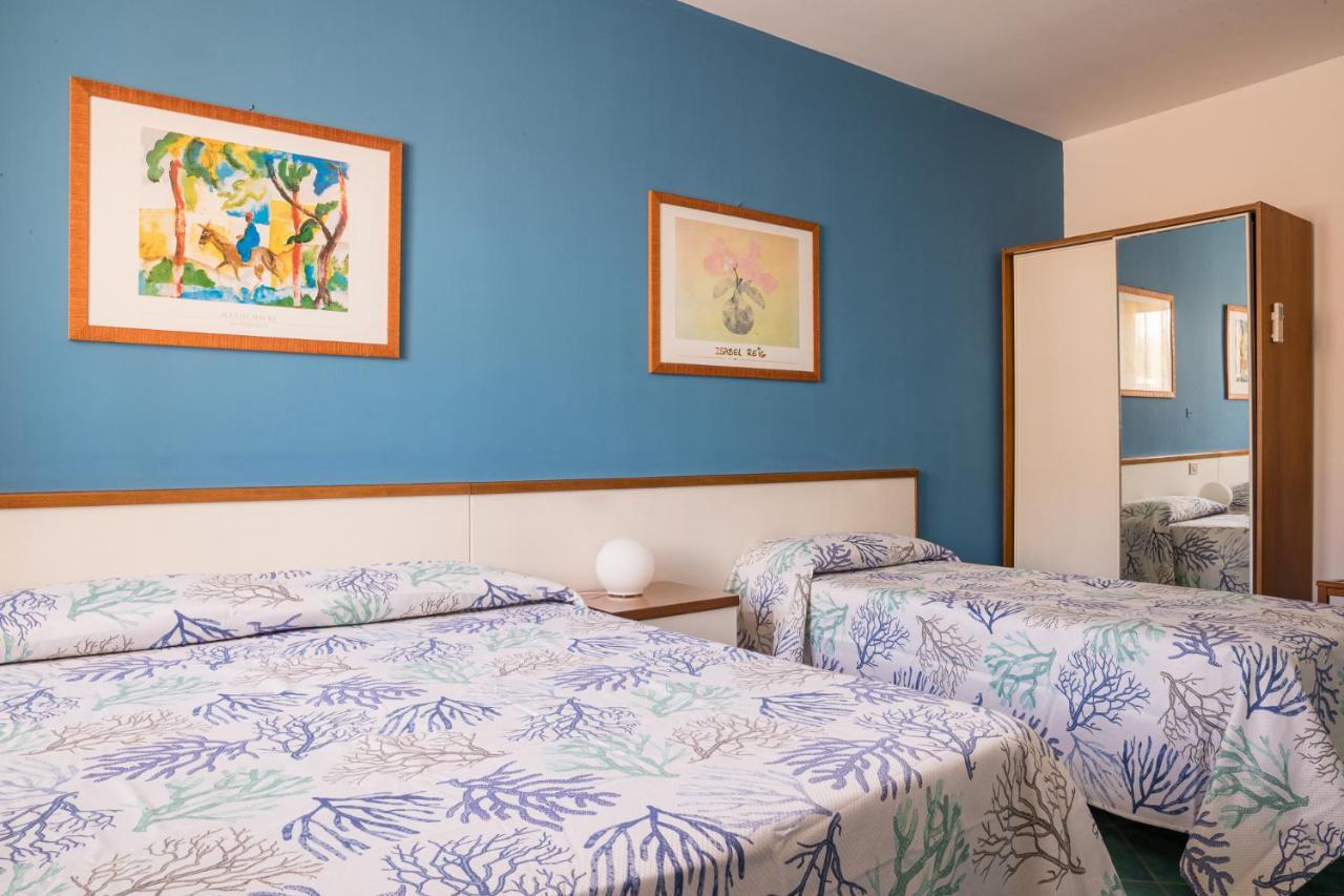 Isola di Ustica Hotel Clelia מראה חיצוני תמונה